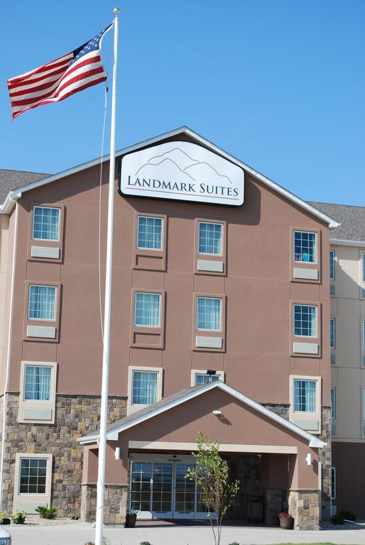 Landmark Suites - Williston Dış mekan fotoğraf